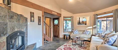 House (3 Bedrooms) | Depan hartanah