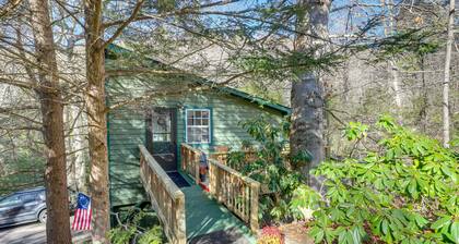Appalachian Mtn Retreat: 4 Mi to Grovewood Village
