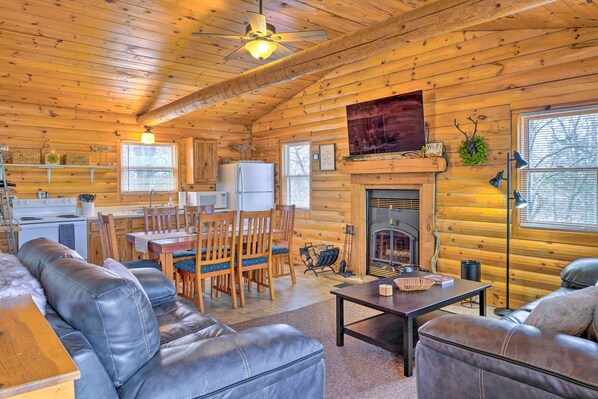 House (4 Bedrooms) | Front of property - Cabin Retreat on Table Rock Lake w/ Fire Pit! (Shell Knob)