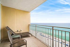 Property grounds - Sunshine Escape 11th-Floor Beachfront Getaway (Panama City Beach)