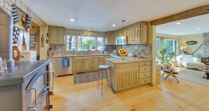 Beautiful Embden Pond Cabin w/ Dock & Kayaks!