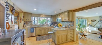 Beautiful Embden Pond Cabin w/ Dock & Kayaks!