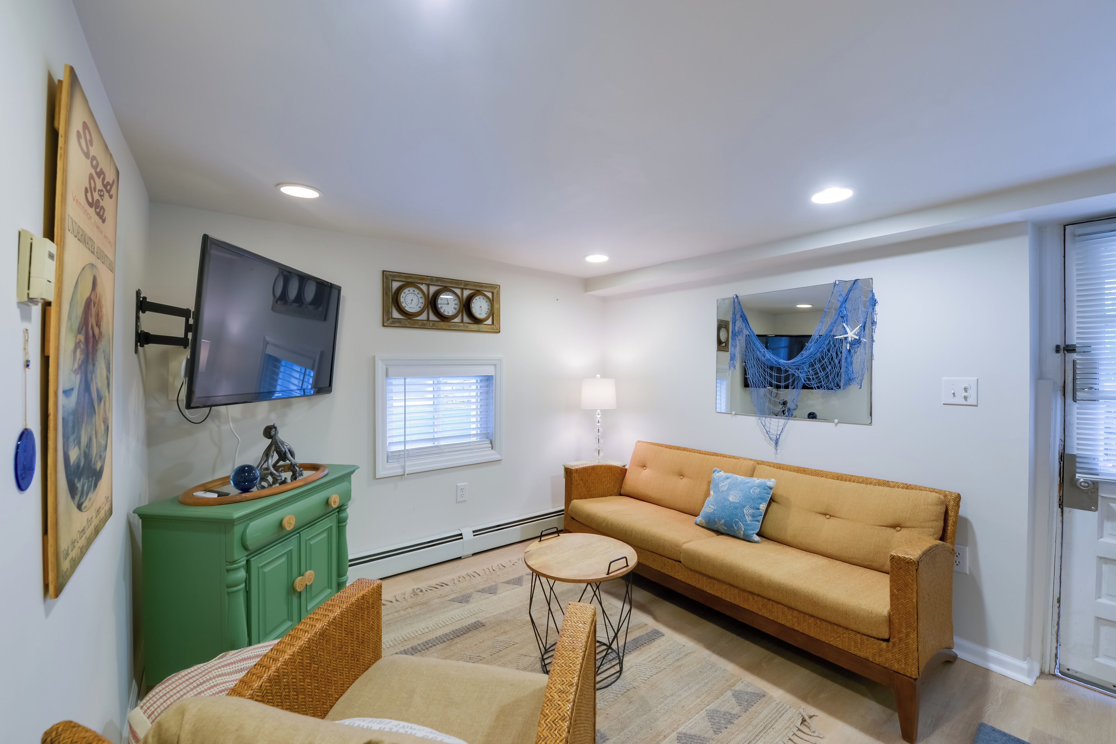 Apartment (2 Bedrooms) | Front of property