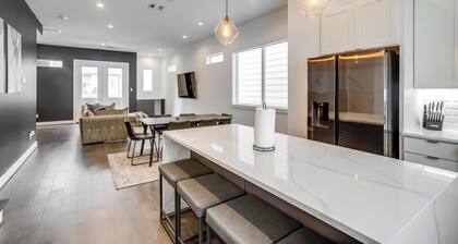 Inviting H-town Home Near Shops & Golf Courses!