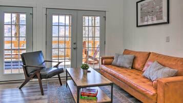 Rumah (6 Bedrooms) | Interior