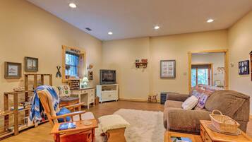 Apartment (1 Bedroom) | Interior