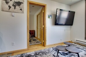 Apartment (1 Bedroom) | Interior - Modern Mountain-view Condo at Big Sky Resort! (Big Sky)
