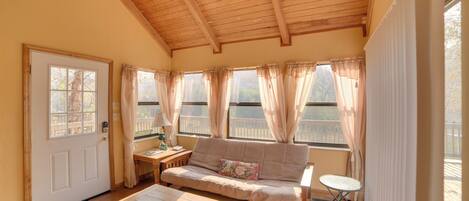Rumah (2 Bedrooms) | Interior