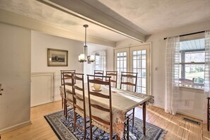 House (4 Bedrooms) | Interior
