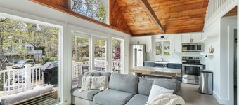 Family Friendly 5 Bedroom, Walk to Town, Beach & Ferry