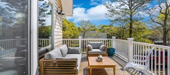 Family Friendly 5 Bedroom, Walk to Town, Beach & Ferry