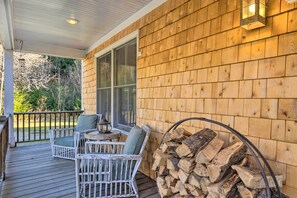 House (4 Bedrooms) | Interior - Private Home w/ Hot Tub Near Jay Peak Slopes (Montgomery Center)