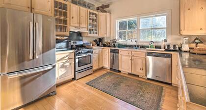 Private Home w/ Hot Tub Near Jay Peak Slopes