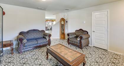 Texas Retreat w/ Patio Near Kayaking & Golfing!