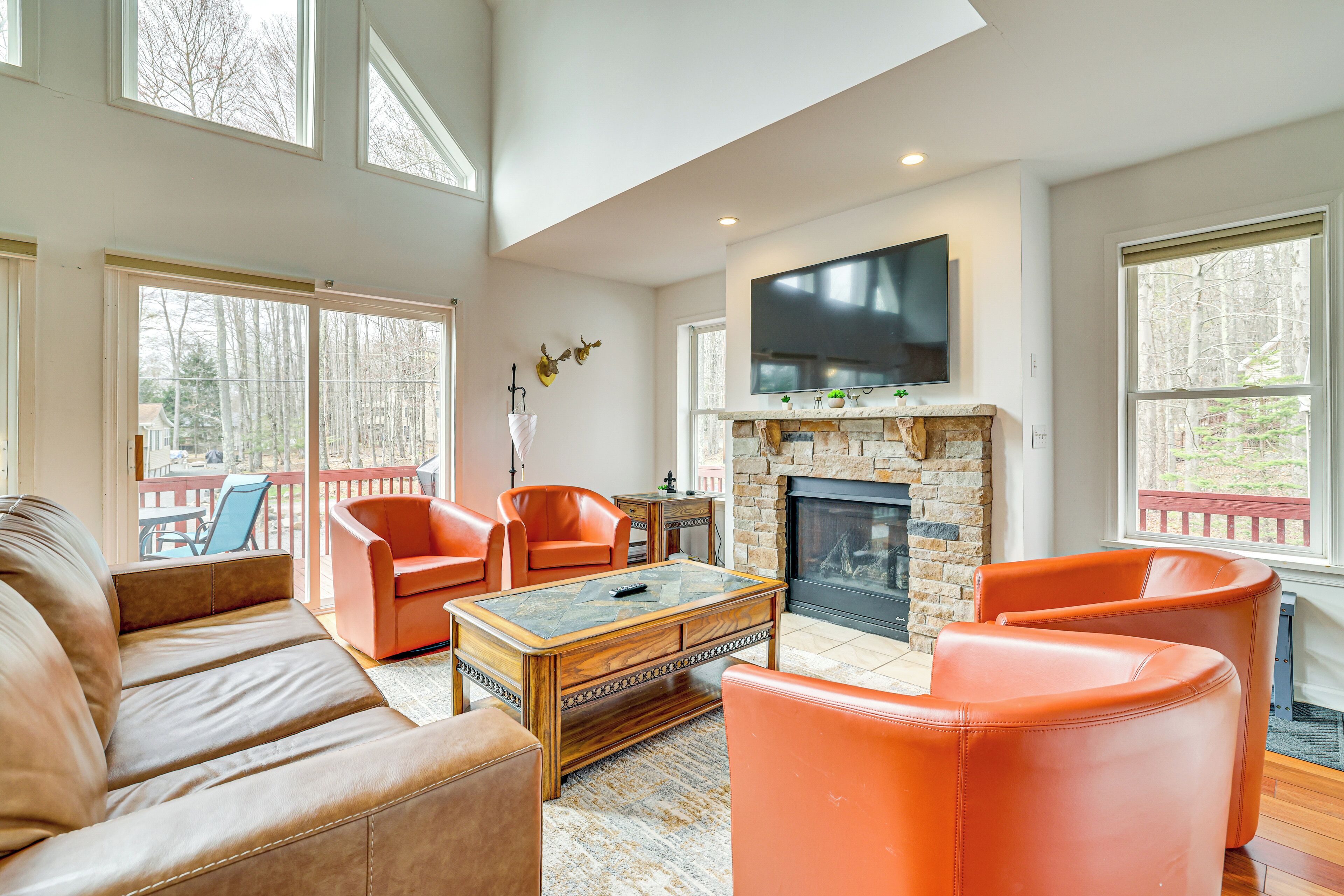 House (4 Bedrooms) | Interior