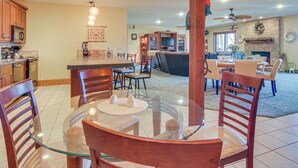 House (3 Bedrooms) | Interior - Huge Black Mountain Home w/ Mountain Views (Black Mountain)