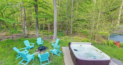 Pet-friendly Pocono Lake Oasis w/ Game Room!