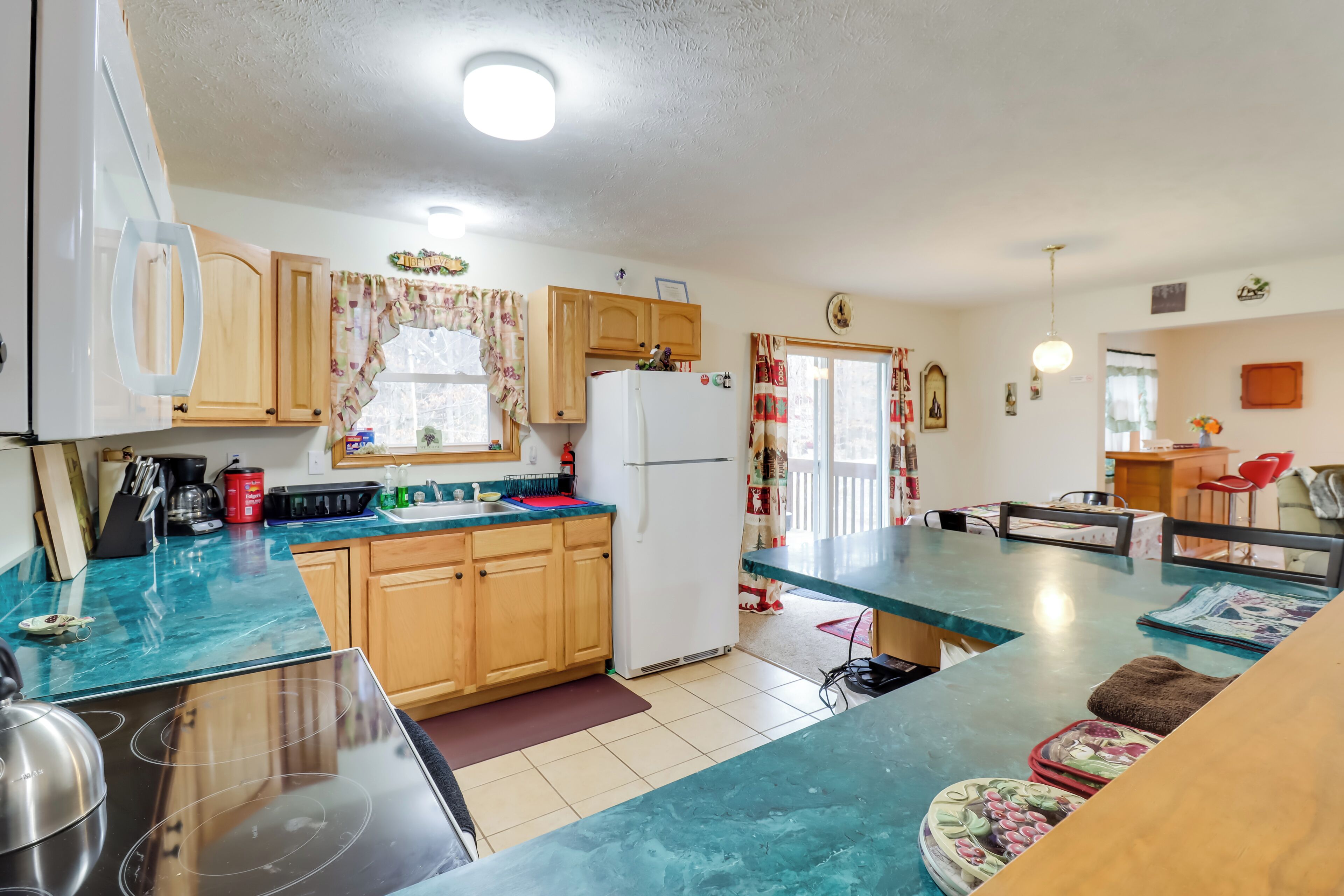 House (4 Bedrooms) | Interior