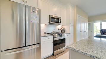 Apartment (1 Bedroom) | Interior