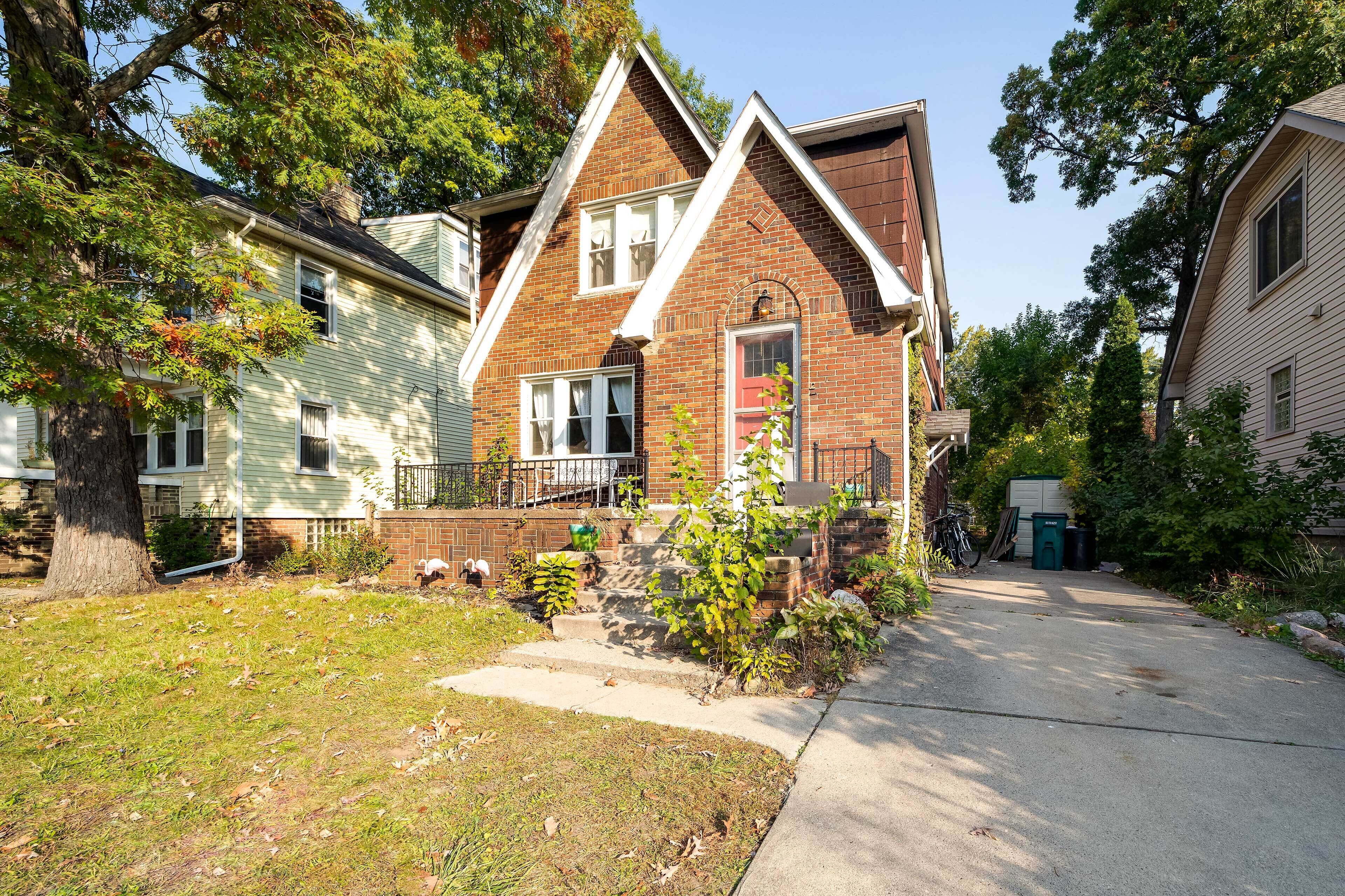 Apartment (2 Bedrooms) | Bahagian dalam