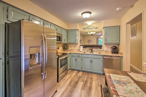 Furnished Deck & Grill: Hot Springs House