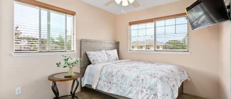 3 Schlafzimmer, Schreibtisch, WLAN