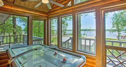Waterfront Yantis Retreat w/ Deck & Zipline!