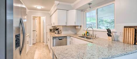 House (2 Bedrooms) | Interior