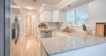 Newly Renovated Little Rock Escape w/ Yard!