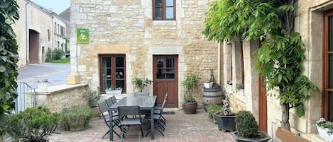 Restauration en plein air