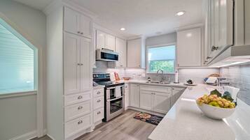 Rumah (4 Bedrooms) | Interior