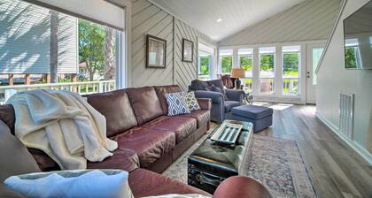 Bright Home w/ Dock on Lake Conroe!