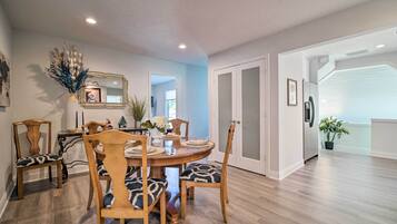 Rumah (4 Bedrooms) | Interior