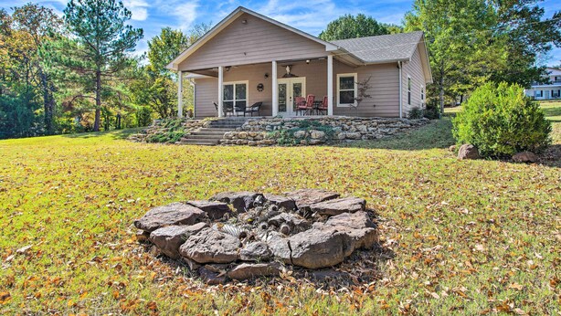 Unclassified image, 1 of 26, button - Kingston Home w/ Patio < 4 Mi to Lake Texoma! (Kingston)
