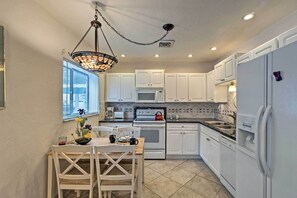 Apartemen (2 Bedrooms) | Interior