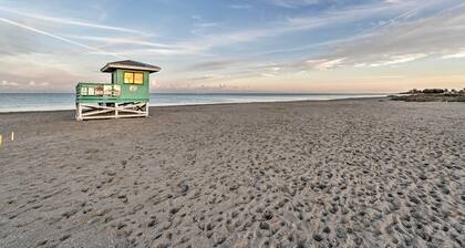 Updated Apartment Walking Distance to Venice Beach