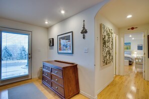 House (1 Bedroom) | Interior