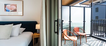 Sea Eagles Landing by Revelstoke Vacations