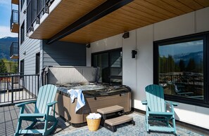 Condo | Tab spa persendirian