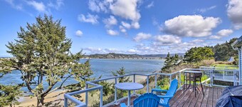 Waldport Beach House w/ Loft, Grill & Ocean Views!