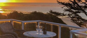 Waldport Beach House w/ Loft, Grill & Ocean Views!