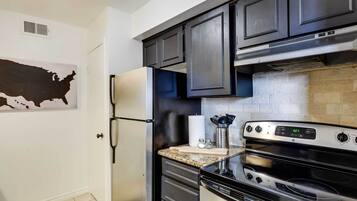 Apartment (1 Bedroom) | Interior