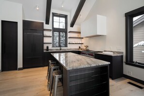 Appartement (5 Bedrooms) | Intérieur