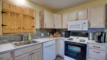 Apartemen (2 Bedrooms) | Interior