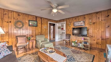 Cottage (2 Bedrooms) | Interior