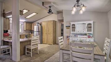 Nhà (2 Bedrooms) | Nội thất