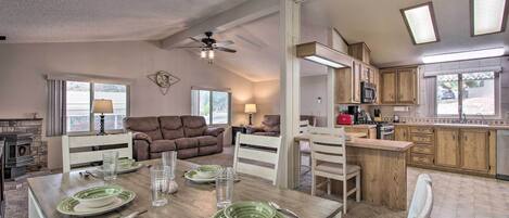 House (2 Bedrooms) | Interior