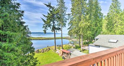 The Lillipad in Lilliwaup: Magnificent Waterfront!