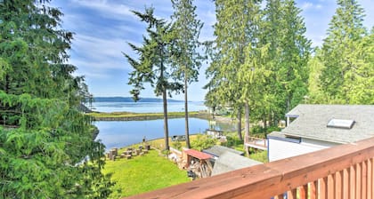 The Lillipad in Lilliwaup: Magnificent Waterfront!