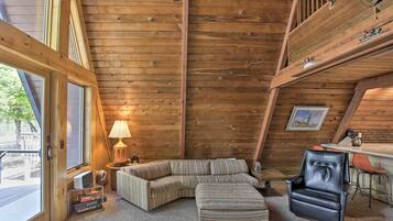 Cottage (2 Bedrooms) | Interior